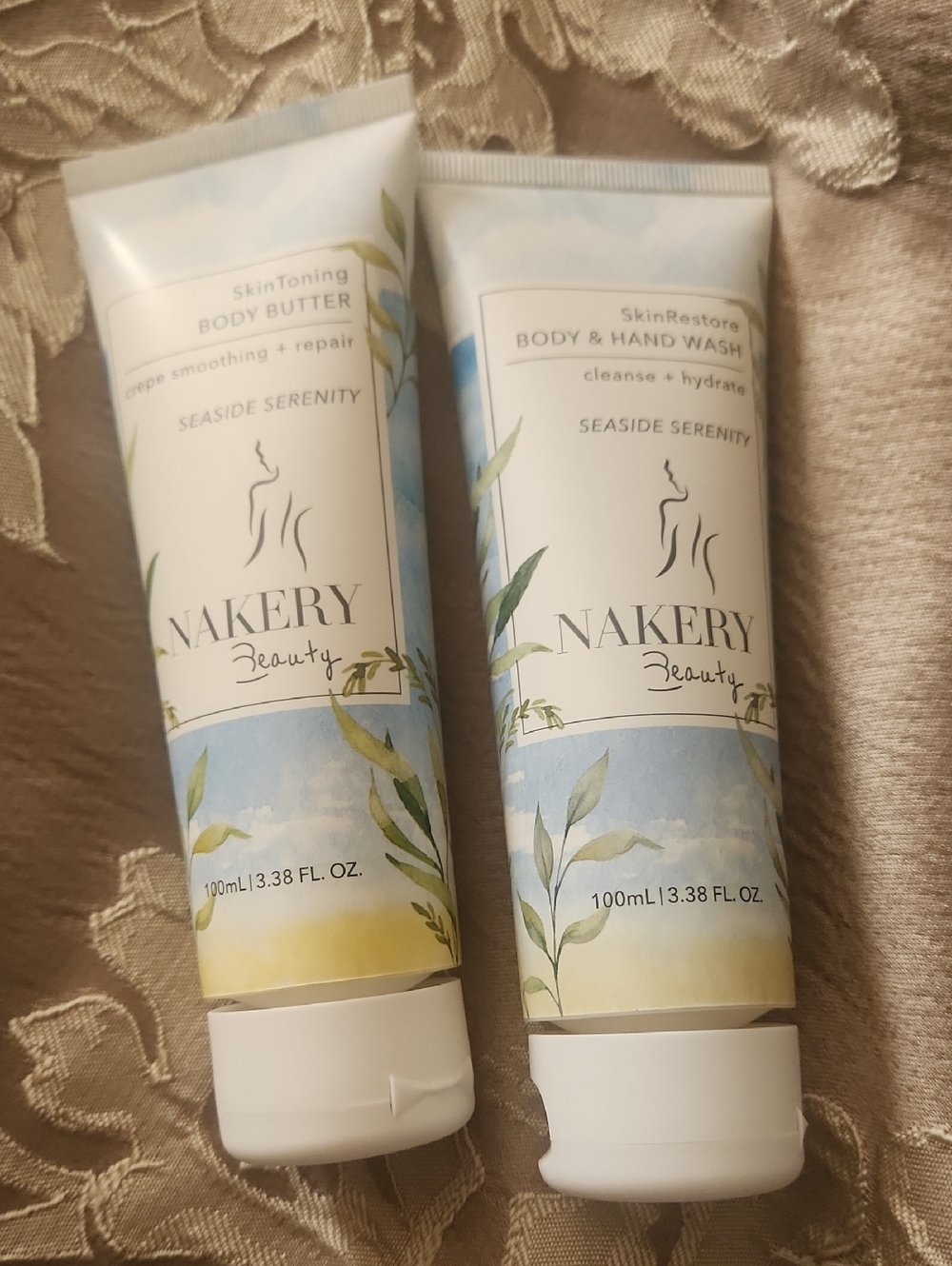 newNakery Beauty Seaside Serenity Body & Hand Wash body butter set